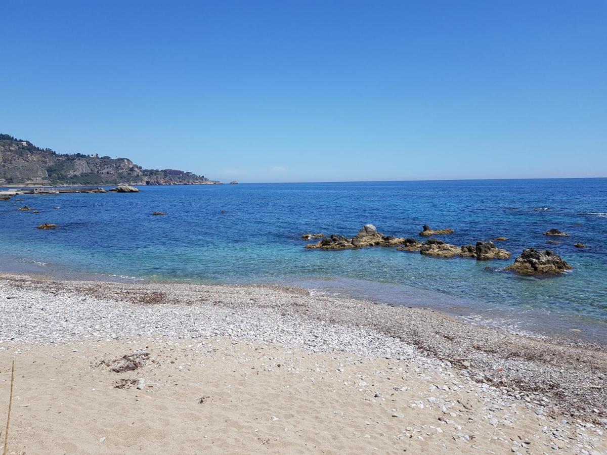 Appartamenti Via Lombardo 贾迪尼-纳克索斯 外观 照片